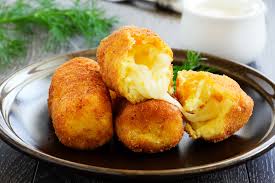 what to serve with potato croquettes