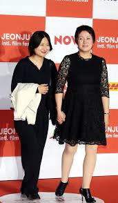 two korean female directors in 20s win