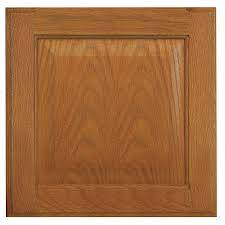 Cabinet Door Sample In Medium Oak