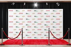 repeat backdrop banner with red carpet