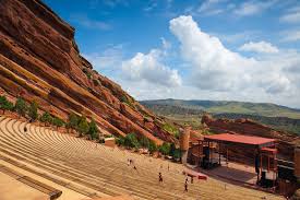 the amazing sound at red rocks is 300