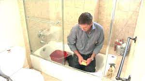 5 tips to clean shower door tracks