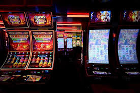 Slot machines are laundering billions in drug money in Australia