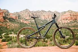 Rocky Mountain Thunderbolt Bc Edition Review Pinkbike