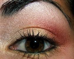 tutorial gold and red holiday eye