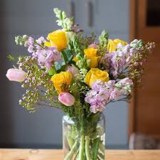 Our expert florists individually design every floral gift and personally hand deliver the freshest flowers. The Best Online Flower Delivery Services Perfect For Lockdown The List