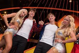 The fourteenth season of let's dance started on february 26, 2021 with the launch show on rtl, with the first regular show starting on march 5, 2021. Kathrin Menzinger Vadim Garbuzov Nicolas Puschmann Kathrin Menzinger Photos Zimbio