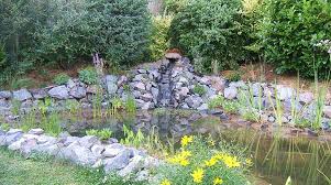 will a waterfall aerate a pond