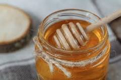 What are the disadvantages of honey?