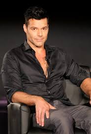 After leaving the group, he moved to new york. Who Is Ricky Martin Playing In American Crime Story Popsugar Entertainment
