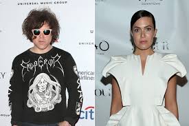 Mandy moore has lost it at an unnamed publication who pulled out of an interview with her when she refused to discuss a certain topic. Ryan Adams Blames Failed Marriage With Mandy Moore On Blade Runner Spin