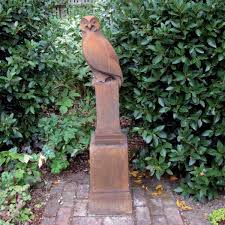 Owl On Pedestal Modern Stone Garden
