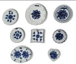 Basic Porcelana Decorative Plates Wall