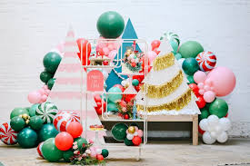 party ideas modern christmas tree party