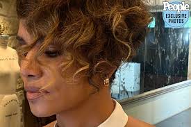 halle berry s oscars 2023 hairstyle