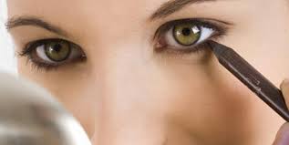 How to apply kajal on eyes. The Ultimate Guide To Applying Kajal Eyeliner And Look Ravishing