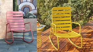 11 Retro Metal Lawn Chairs That Are