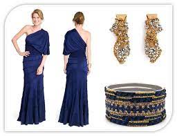 which color jewelry goes with dark blue