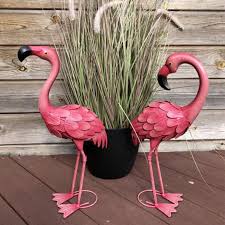 Yard Art Metal Pink Flamingo Garden Statue