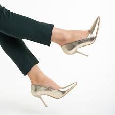 Pantofi dama aurii din piele ecologica cu toc Leya - Kalapod