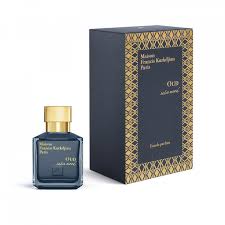 The fragrance features agarwood (oud), bulgarian rose, benzoin, turkish rose, violet and. Oud Satin Mood Fragrances To Share Maison Francis Kurkdjian
