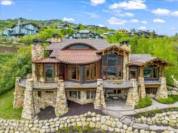luxury homes in park city and