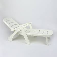plastic folding chaise lounge chair