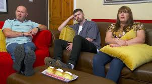 The cast reaction to the interview was also a talking point on social media that evening, sparking mixed reactions. Who Knew Gogglebox S Tom Was A Professional Dancer Crew And Style Explored