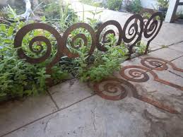 Large 9 Alternate Spiral Garden Stake