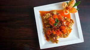 Ayam goreng is an indonesian and malaysian dish consisting of chicken deep fried in oil. 12 Cara Buat Seblak Basah Sederhana Pedas Menggigit Hot Liputan6 Com