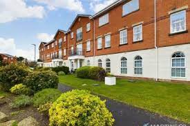 https://www.rightmove.co.uk/property-for-sale/Lytham-St-Annes/2-bed-flats.html gambar png