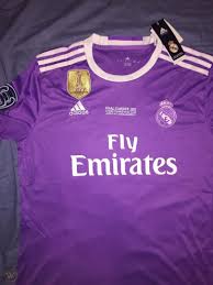Ready jersey real madrid home 2010 size l xl ( s m harus po) harga ready 325rb lengan pendek harga ready 350rb lengan. Cristiano Ronaldo 7 Real Madrid 2016 17 Kit 1925809205
