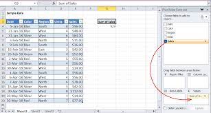 what is pivot table in excel with