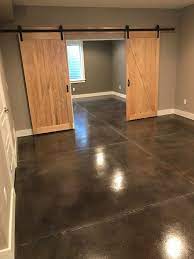 staining concrete floors