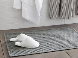 8 best bath rugs for bathroom non slip