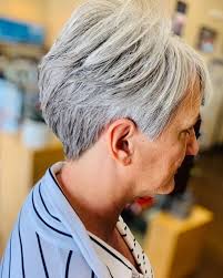 Short layered hair for volume. Hairstyle Es Es Hairstyle Short Grey Hair Over 60
