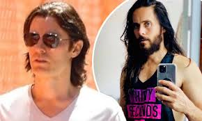 Lady gaga, adam driver, jared leto, jeremy irons and al pacino are all featured on new character posters for house of gucci, in theaters nov. Jared Leto Shows Off His Freshly Trimmed Locks As He Films Apple Tv Series Wecrashed Daily Mail Online