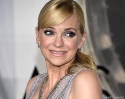 Anna faris called her time working on cbs's mom fulfilling and rewarding, but has chosen to confused about why anna faris is leaving mom? Anna Faris Mom Darstellerin Schockt Mit Ausstieg