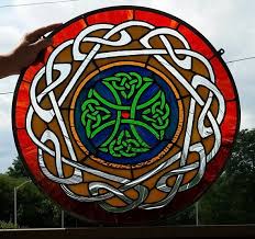 Rb 93 Celtic Knot Stained Glass Round