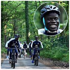 (humble moments!) if you want to support us, you can donate here! Espn Uk Auf Twitter It S Worldsmileday Have An N Golo Kante Kind Of Day