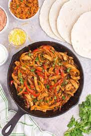 Try This Chicken Fajita Recipe With Our Flour Less Tortilla Wraps  gambar png