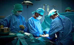 الشبكة المغربية للدفاع عن الحق في الصحة تحذر من تزايد حالات الأخطاء الطبية في المستشفيات المغربية – معكم 24 _الأخبار على مدار الساعة