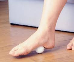 歩いた時の足裏の痛み「足底腱膜炎・足底筋膜炎」でお困りの方へ。 - HK LABO