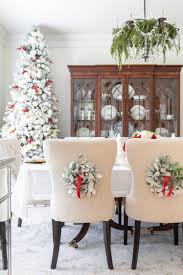 christmas table setting and decorating