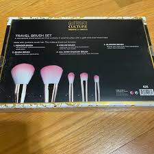 glitterati culture travel brush set