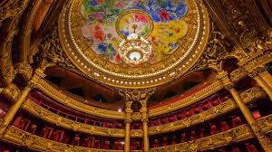 ceiling inside the palais garnier