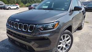 New Jeep Compass Latitude Lux For