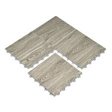 lay laminate or vinyl flooring over carpet