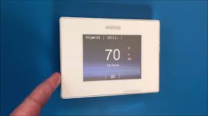 turning the 4ie smart thermostat unit