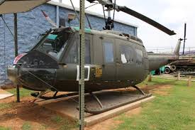 First impressions are of the iconic stubby nose and long tail configuration of the aircraft. Foto De U S Veterans Memorial Museum Huntsville Bell Uh 1 Iroquois Huey Helicopter Tripadvisor